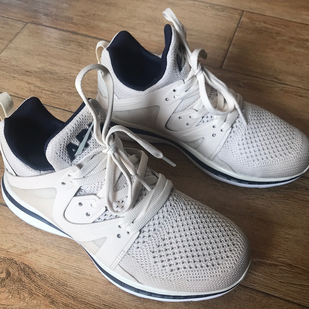 APL WOMEN'S ASCEND BIRCH/NAVY Training Shoes - Picture 1 of 3